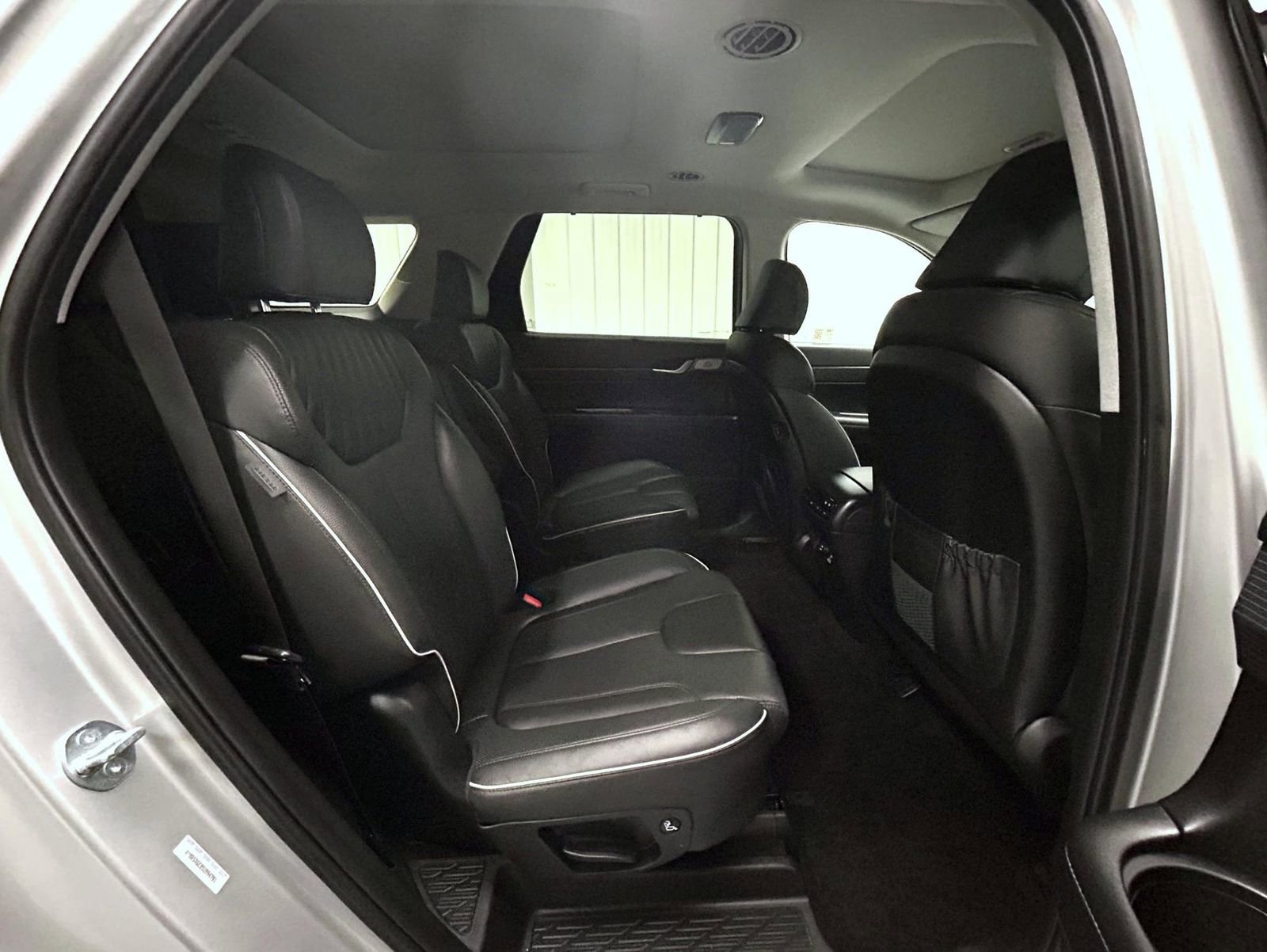 Used 2025 Hyundai Palisade Limited image 18