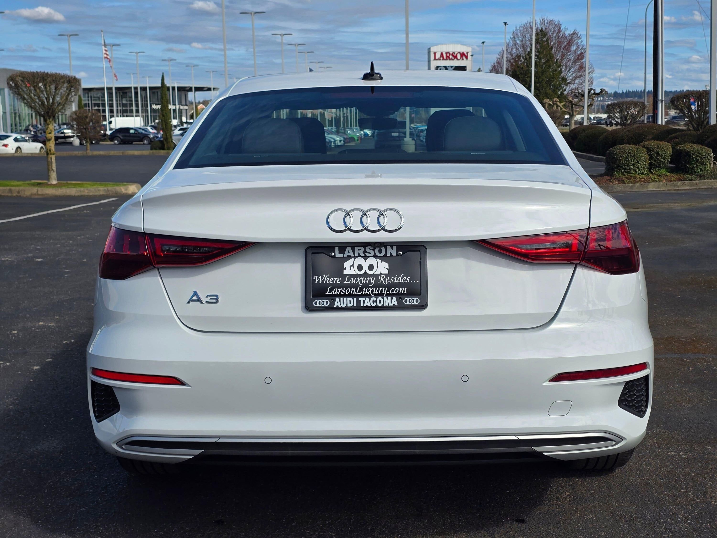 Used 2023 Audi A3 2.0T Premium Plus w/ Premium Plus Package image 5