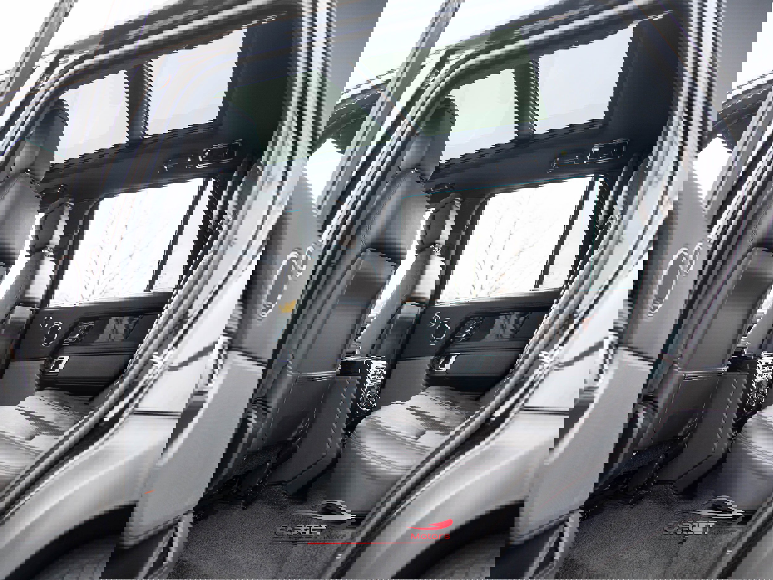 Used 2020 Land Rover Range Rover Long Wheelbase HSE image 18