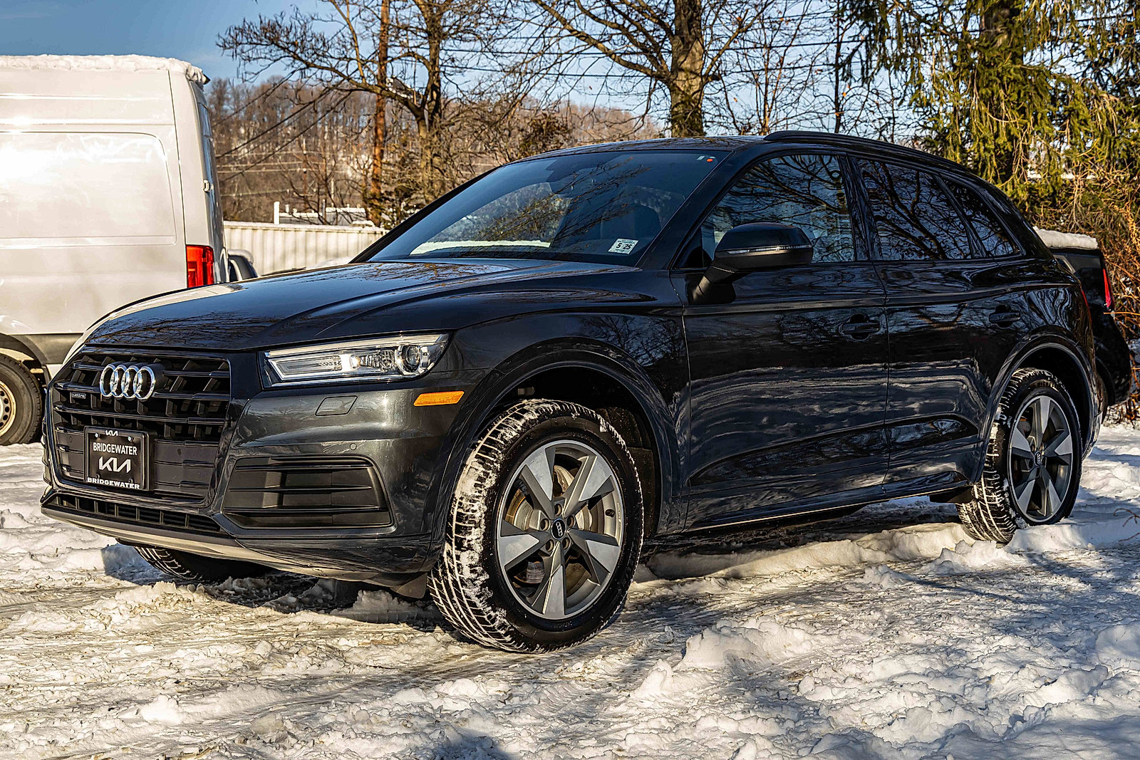 Used 2020 Audi Q5 2.0T Premium w/ Titanium Sport Package image 3