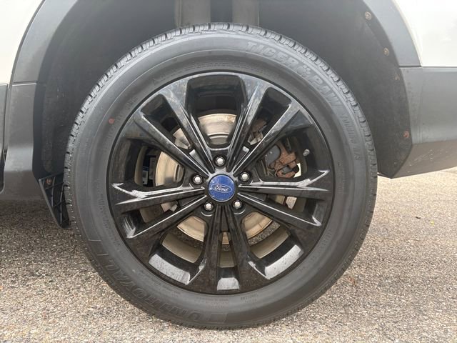 Used 2017 Ford Escape SE w/ Equipment Group 201A image 20