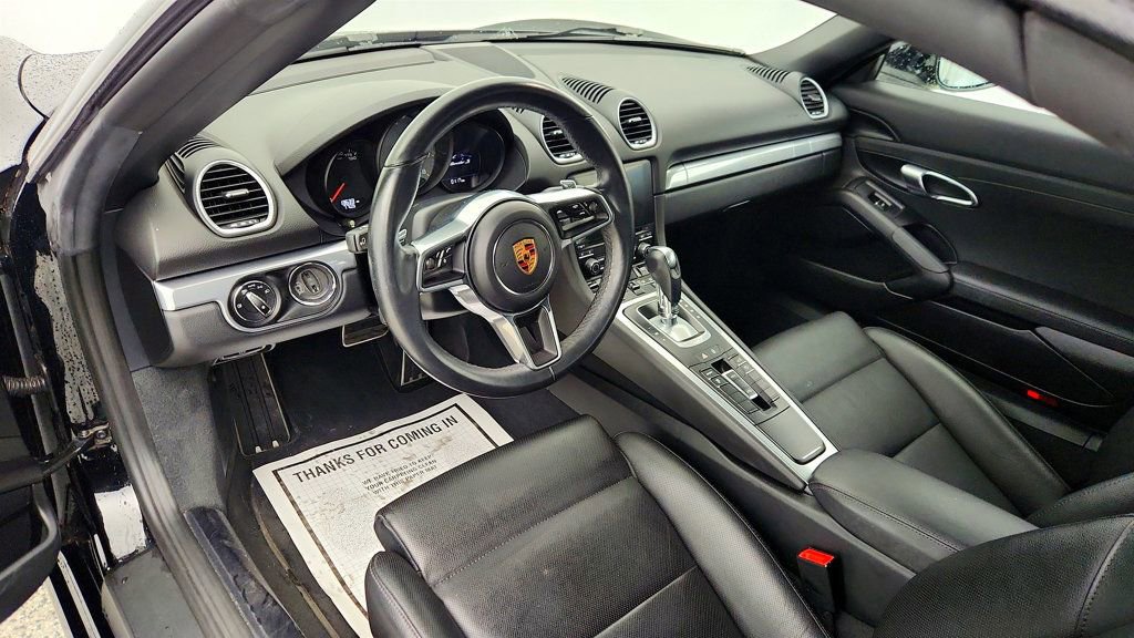 Used 2018 Porsche 718 Boxster S image 13