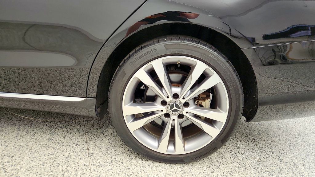 Used 2019 Mercedes-Benz C 300 4MATIC Sedan image 9