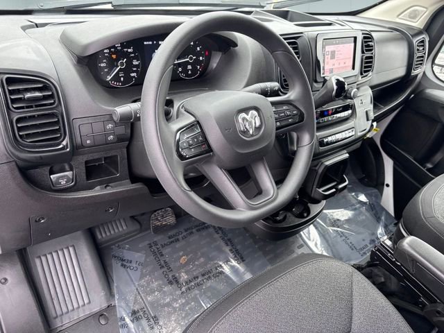 Used 2025 RAM ProMaster 2500 w/ Convenience Group image 9