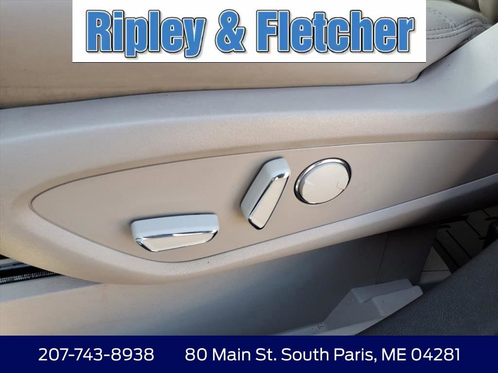 Used 2021 Lincoln Nautilus Reserve image 13