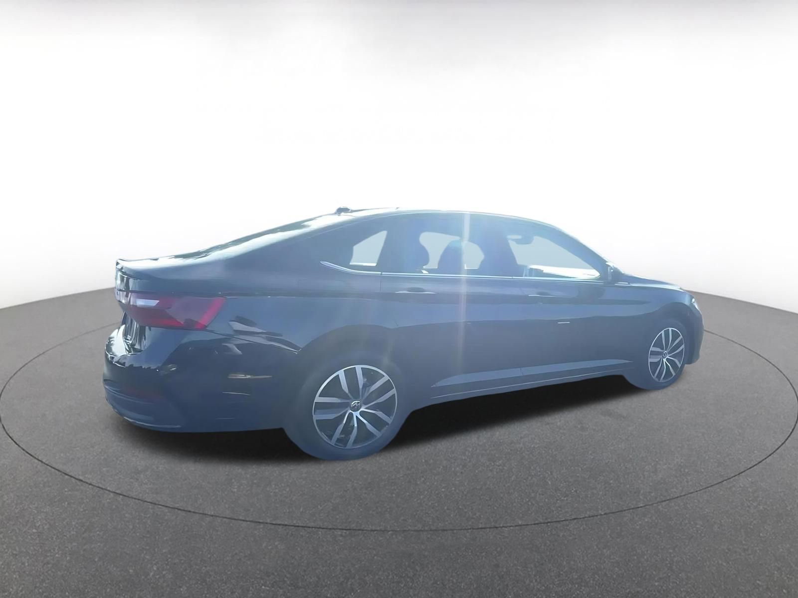 Used 2025 Volkswagen Jetta SE image 15