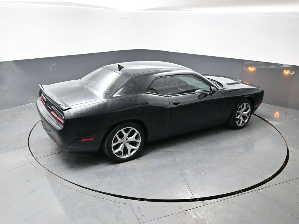 Used 2015 Dodge Challenger SXT Plus w/ Sound Group II image 9