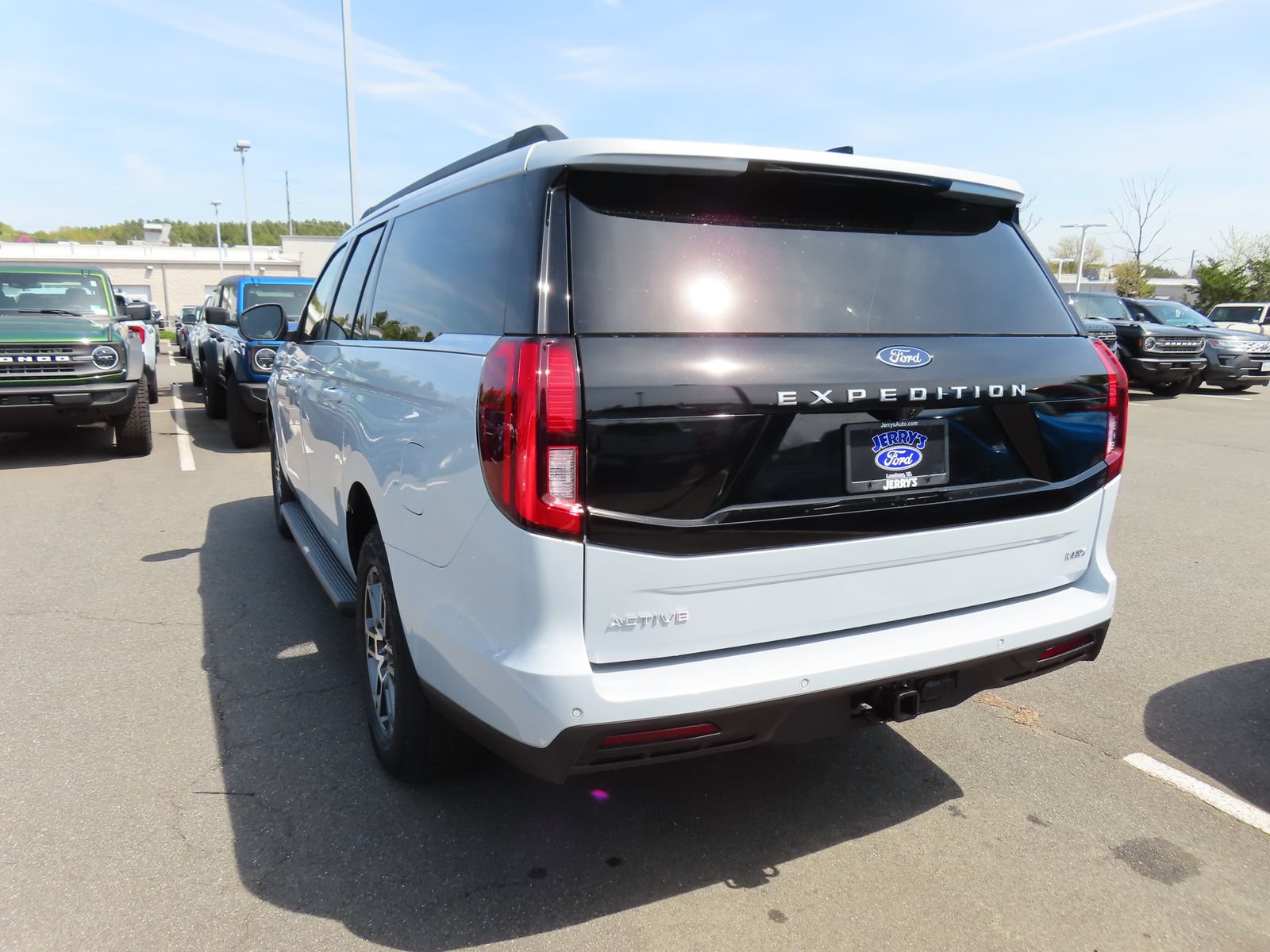 New 2026 Ford Expedition Max Active AWD/4WD image 6