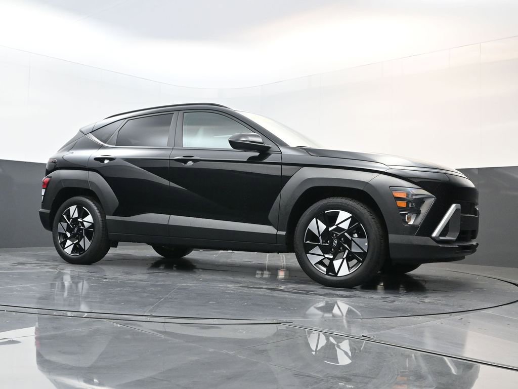 Certified 2025 Hyundai Kona SEL image 14