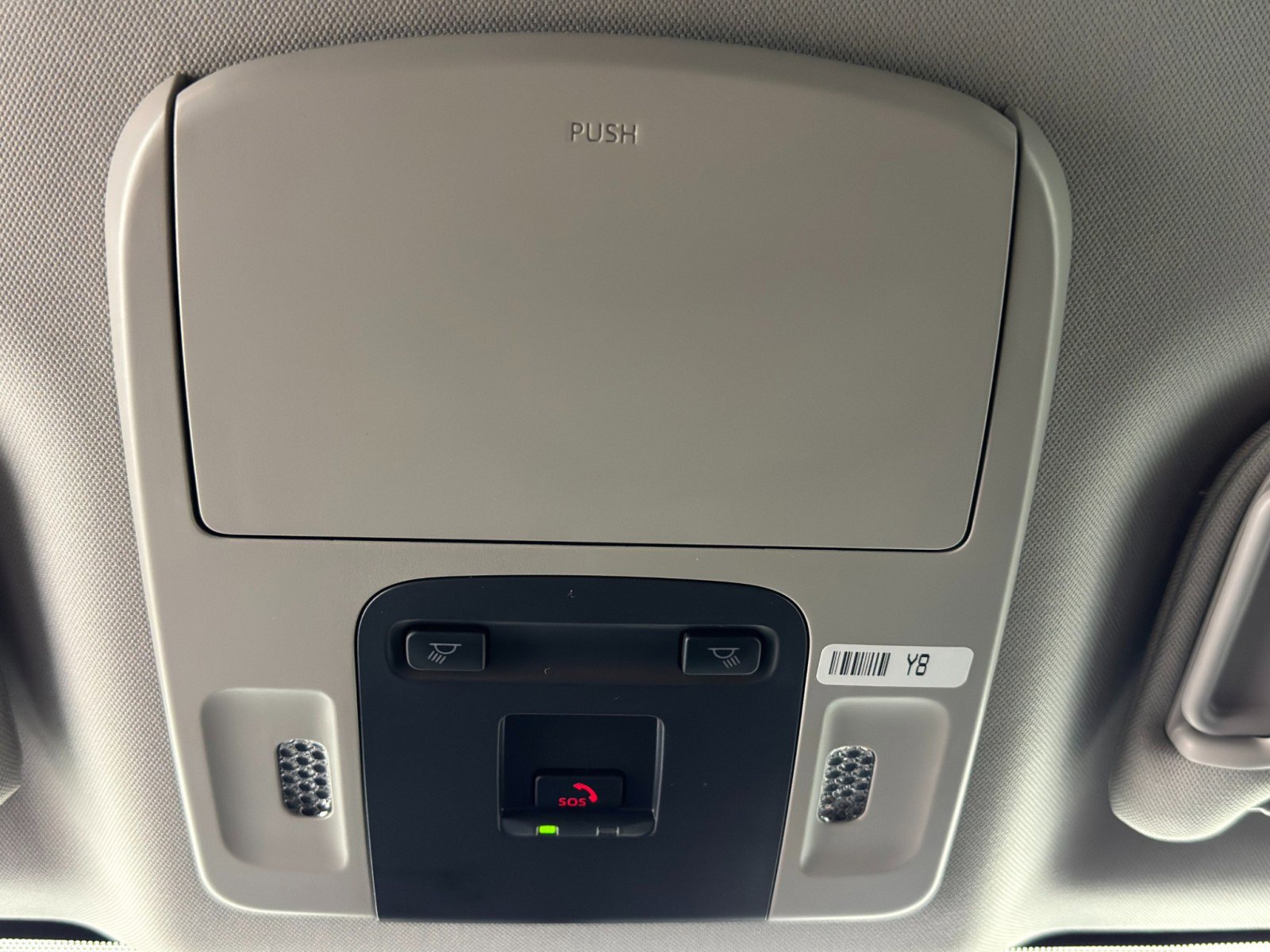 Used 2025 Toyota Camry LE image 31