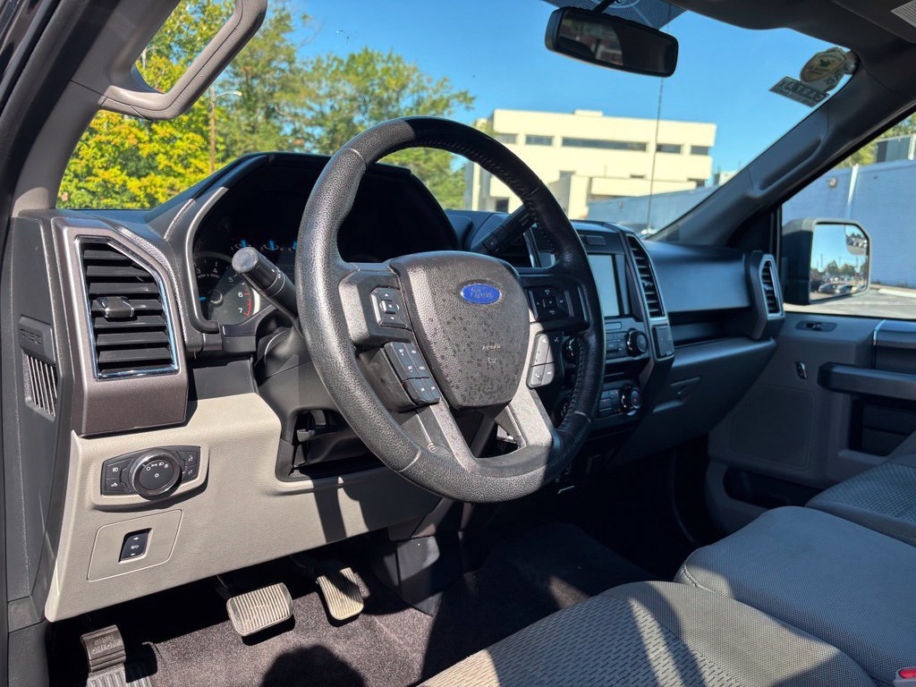 Used 2015 Ford F150 XLT w/ Equipment Group 302A Luxury AWD/4WD image 21