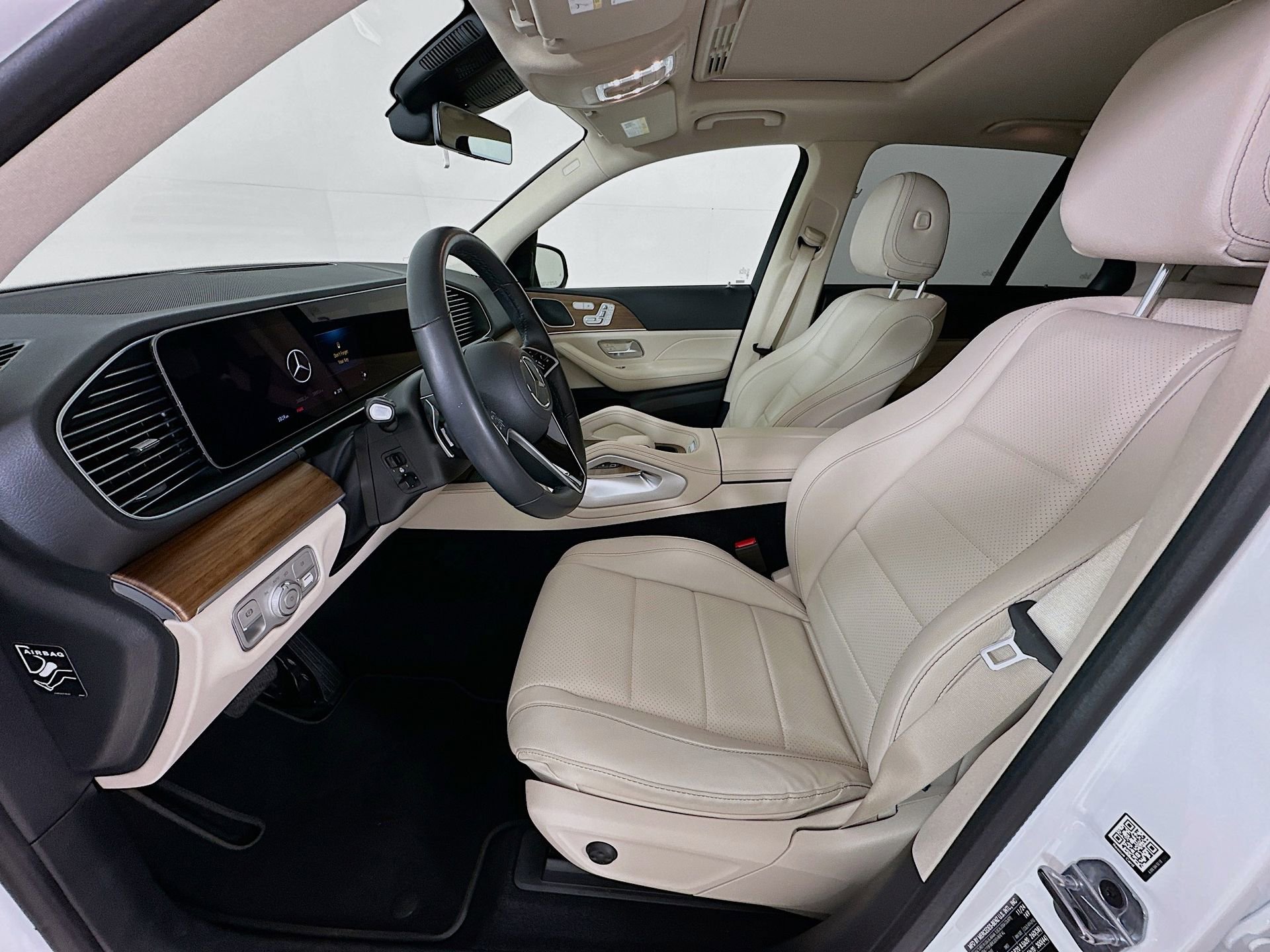 Certified 2025 Mercedes-Benz GLE 350 4MATIC image 22