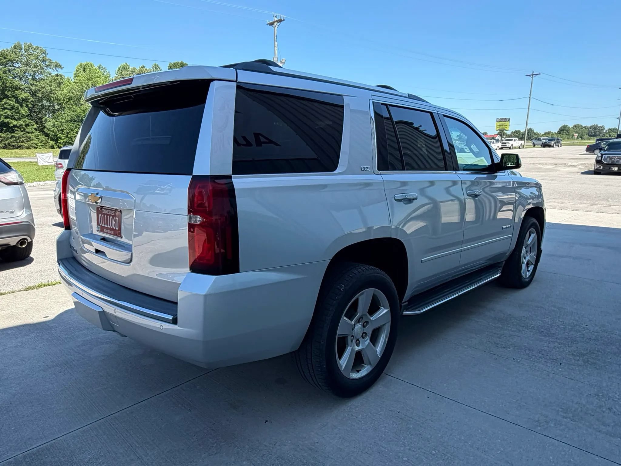 Used 2016 Chevrolet Tahoe LTZ AWD/4WD image 22