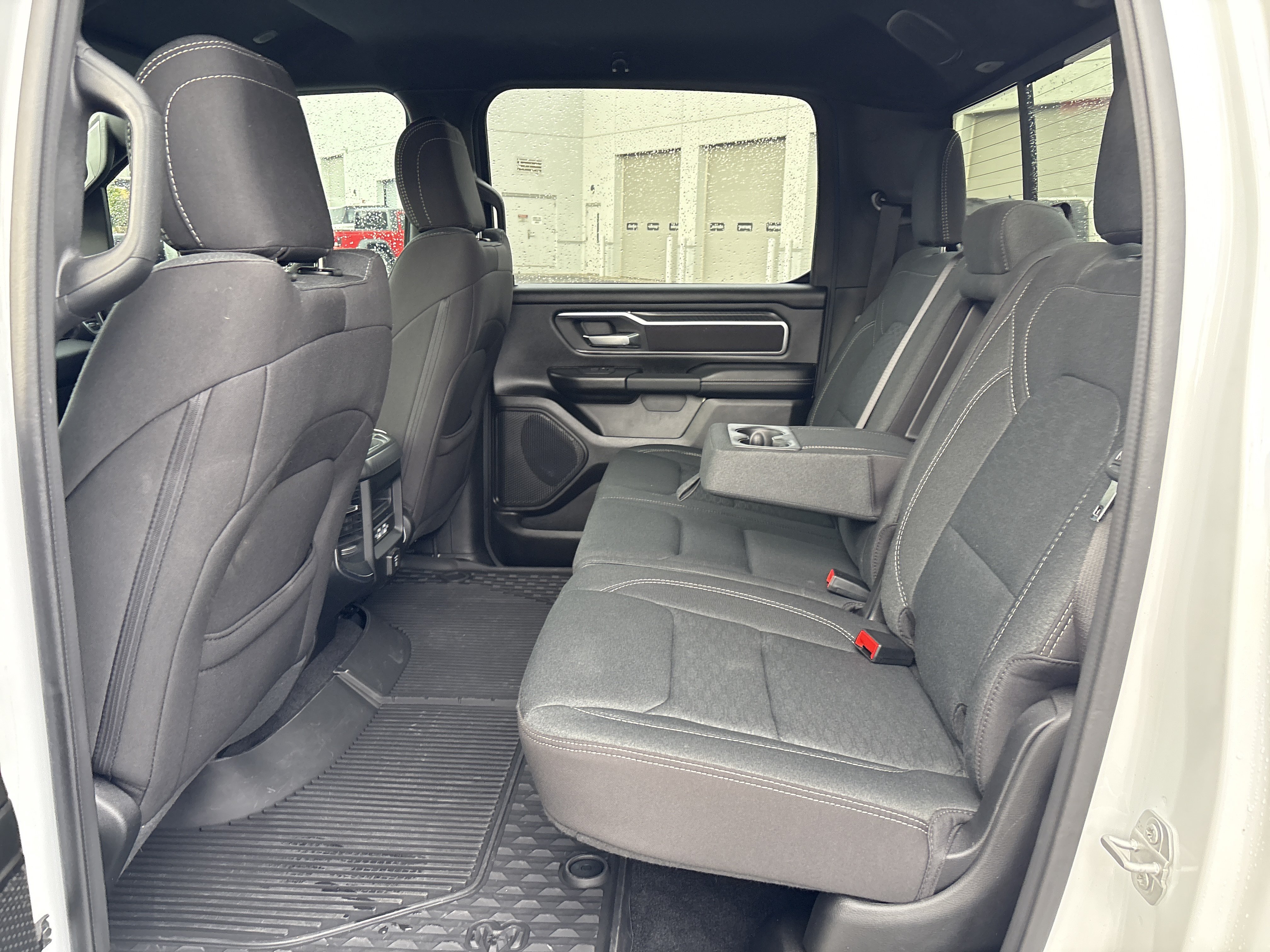 Used 2025 RAM 1500 Big Horn AWD/4WD image 33