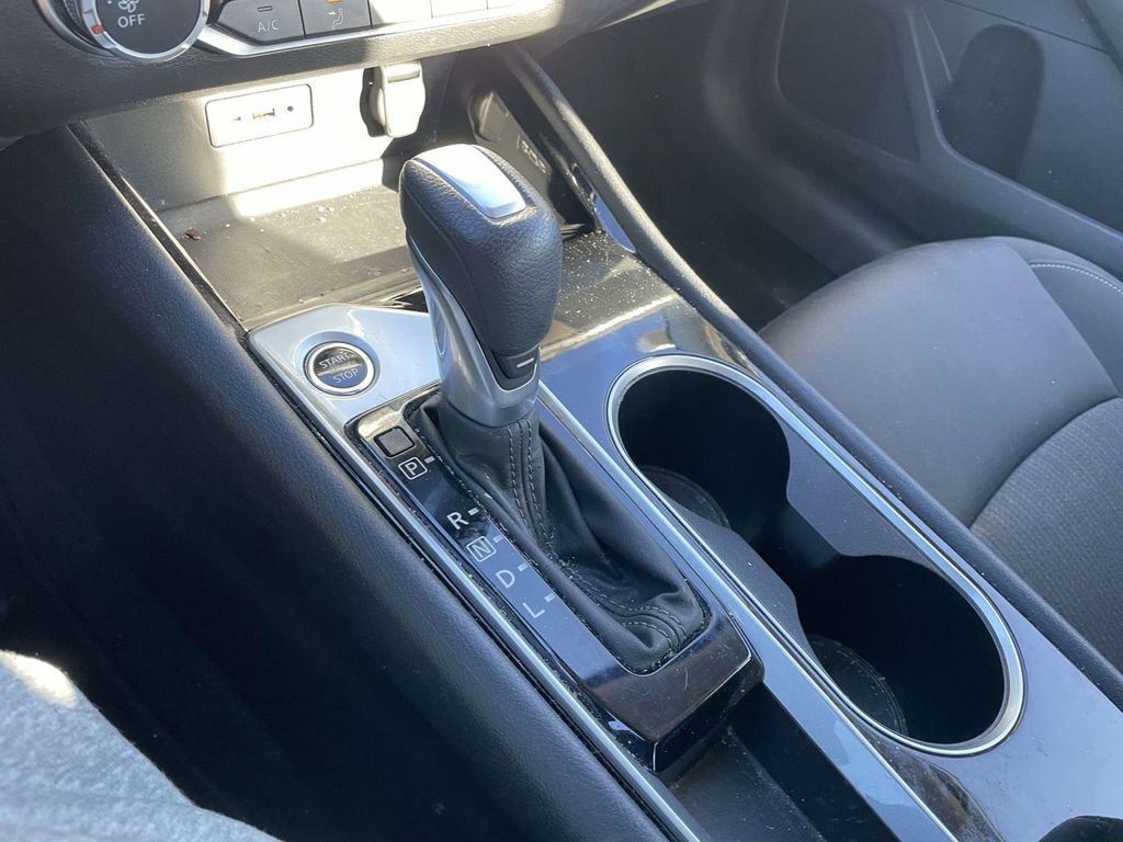 Used 2024 Nissan Altima 2.5 SV image 43