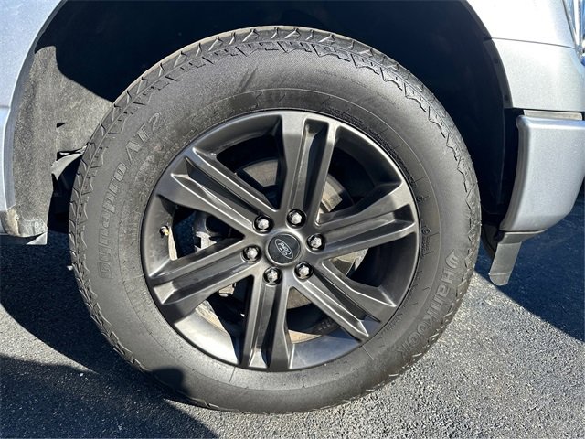 Certified 2022 Ford F150 XLT w/ Equipment Group 302A High image 12