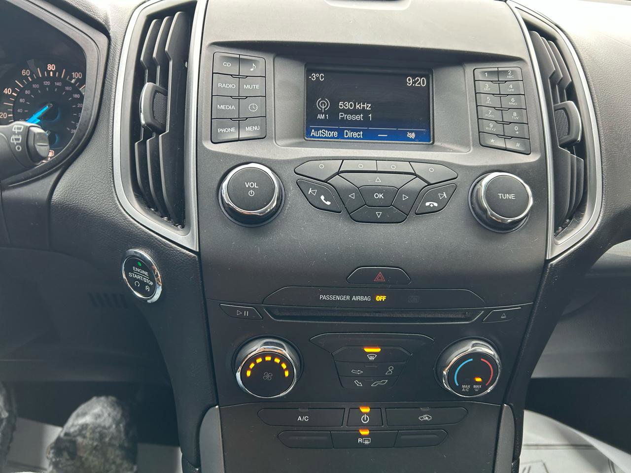 Used 2017 Ford Edge SE AWD/4WD image 22