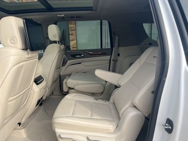Used 2021 Cadillac Escalade ESV Sport Platinum image 12