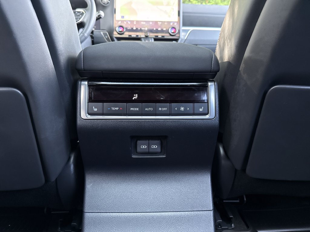 Used 2026 Lexus GX 550 w/ Accessory Package (31) AWD/4WD image 21