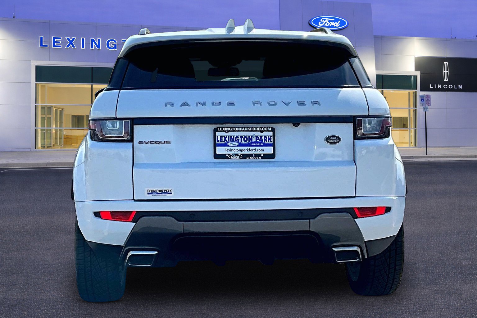 Used 2018 Land Rover Range Rover Evoque HSE Dynamic AWD/4WD image 6