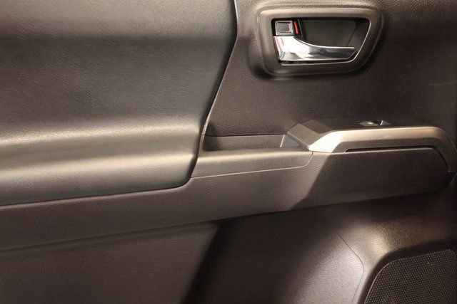 Certified 2020 Toyota Tacoma Limited image 31