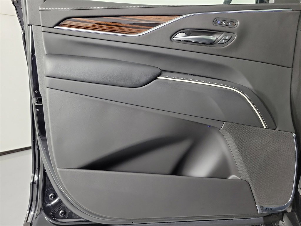 Certified 2023 Cadillac Escalade ESV Premium Luxury image 20