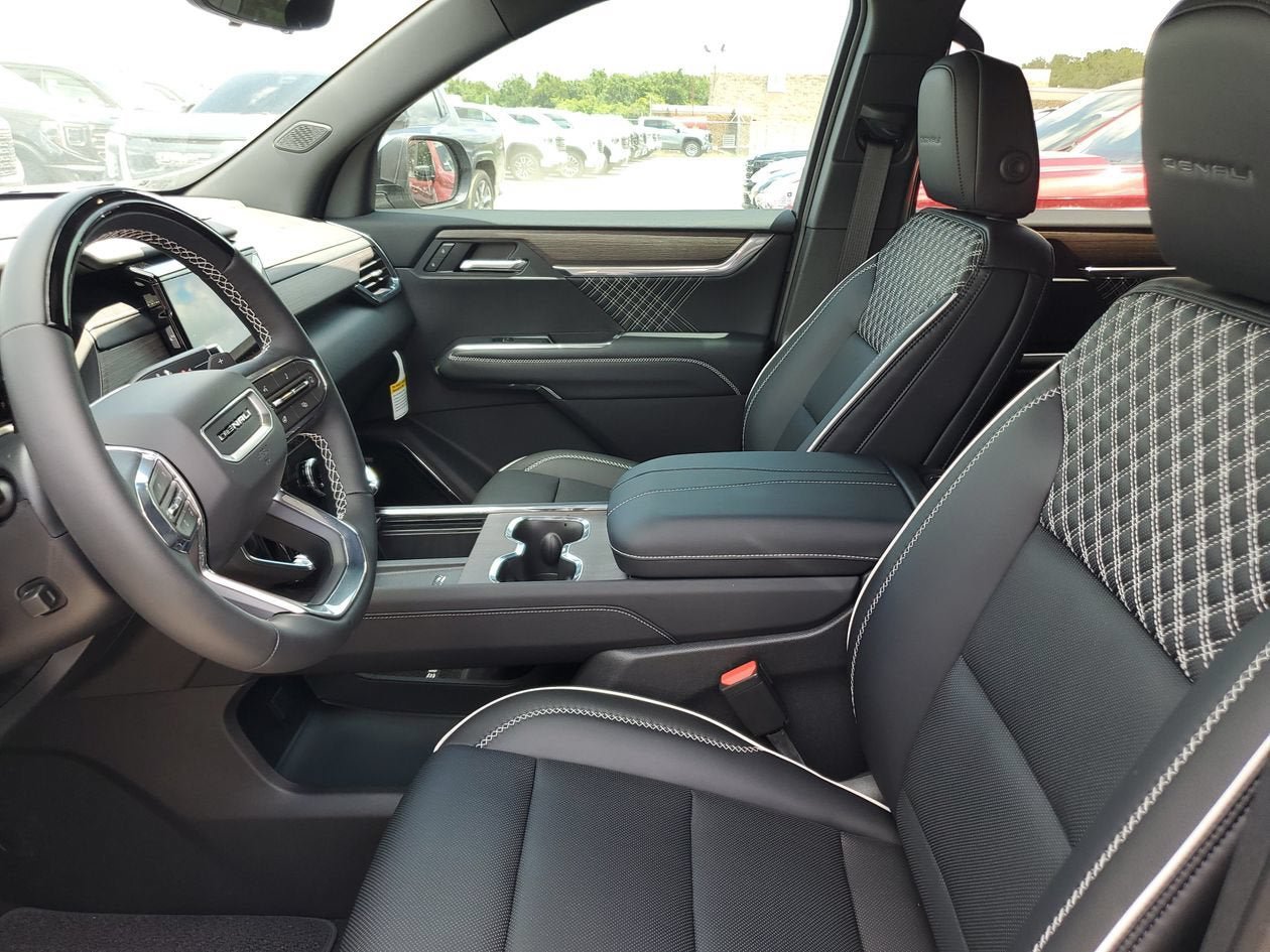 New 2026 GMC Acadia Denali w/ Super Cruise Package FWD image 19