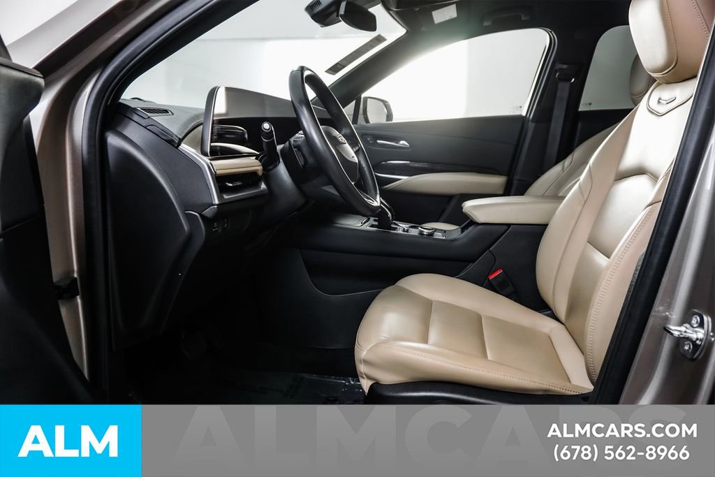 Used 2025 Cadillac XT4 Premium Luxury FWD image 16