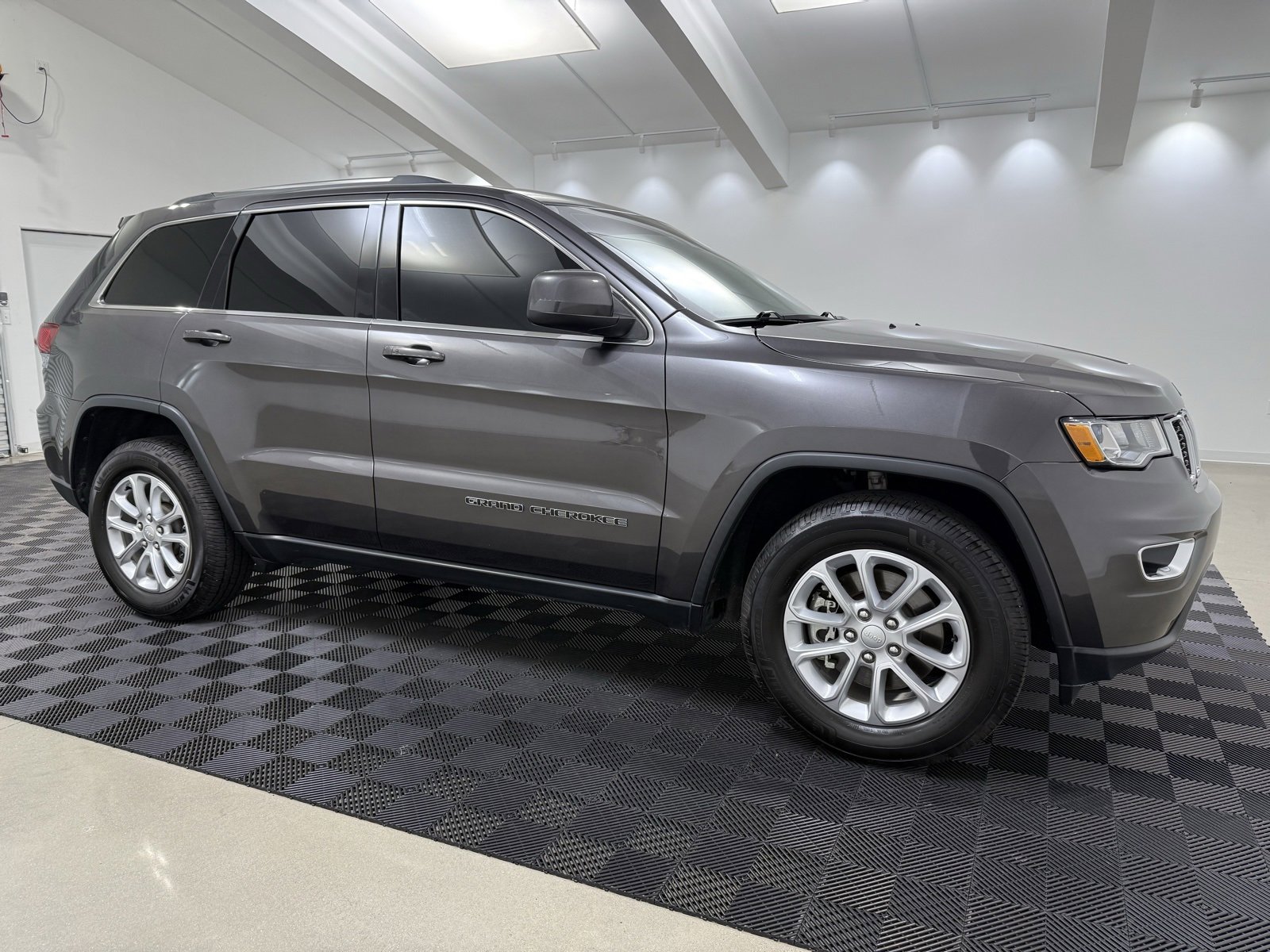 Used 2021 Jeep Grand Cherokee Laredo X
