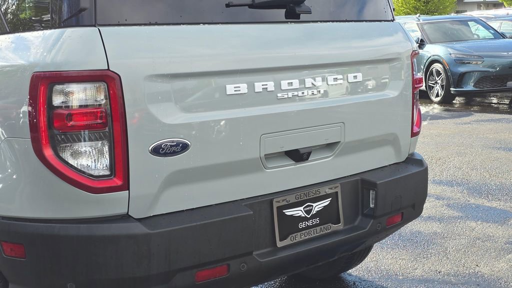Used 2021 Ford Bronco Sport Outer Banks w/ Outer Banks Package (96D) image 13