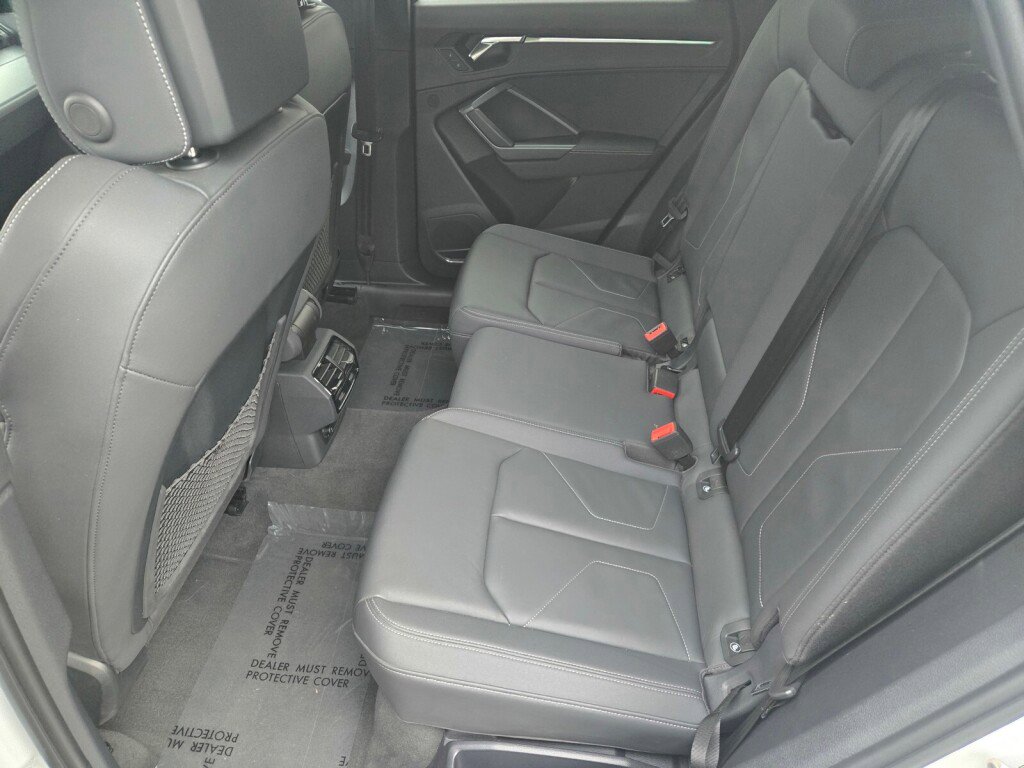 Used 2021 Audi Q3 2.0T Premium Plus w/ Premium Plus Package image 15