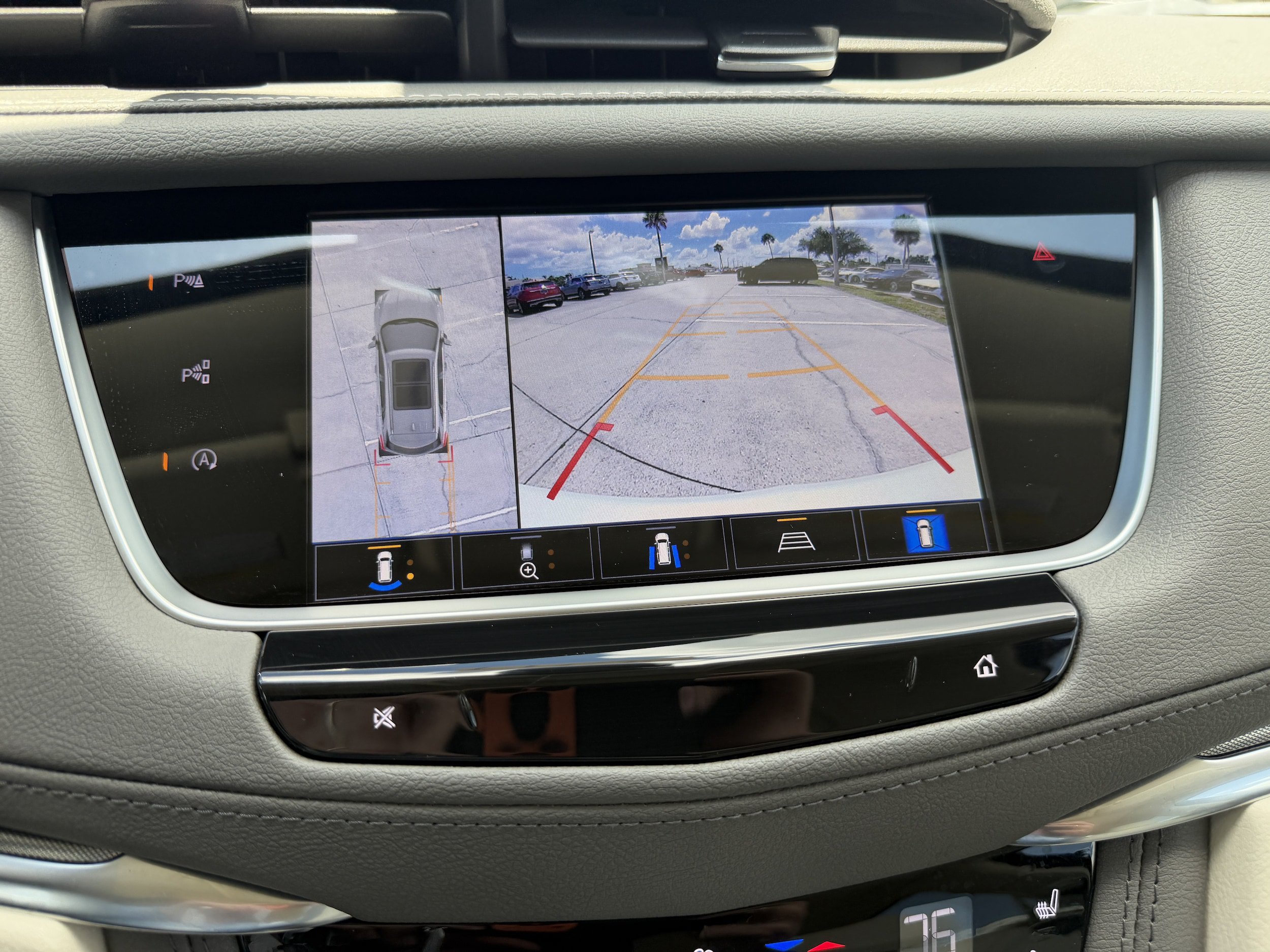 New 2026 Cadillac XT5 Premium Luxury FWD image 23