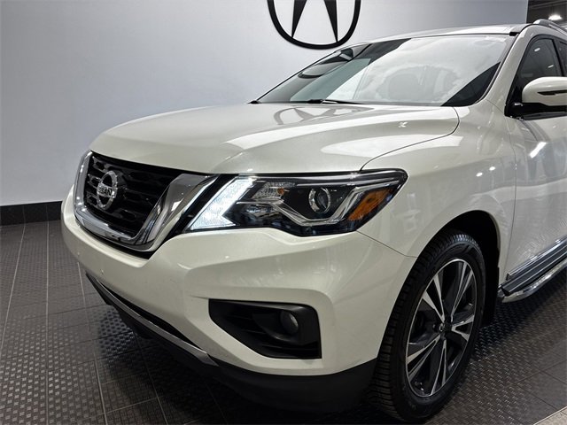 Used 2018 Nissan Pathfinder Platinum image 8