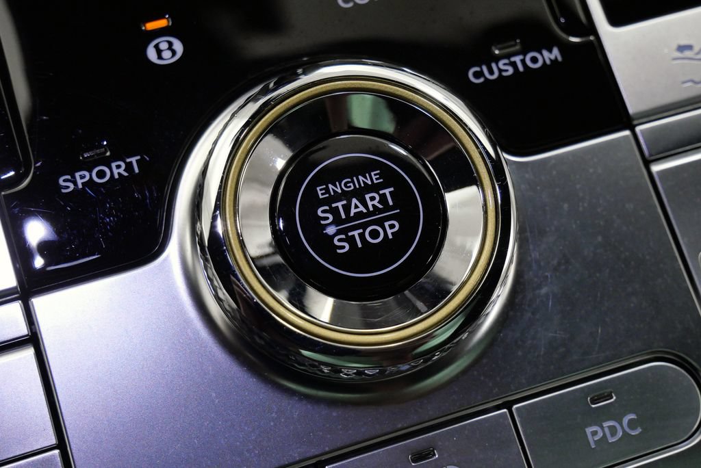 Used 2021 Bentley Continental GT AWD/4WD image 29