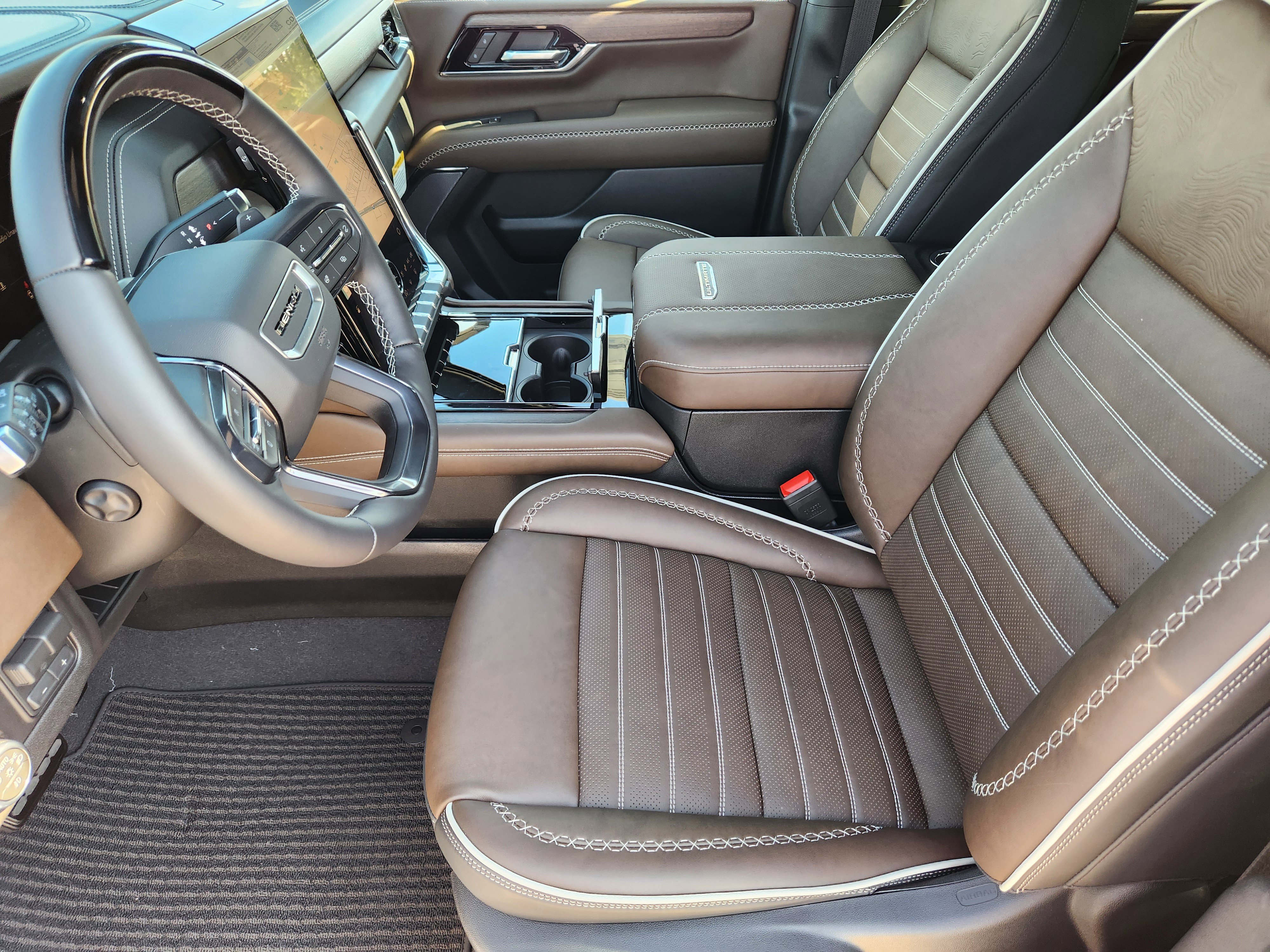 New 2026 GMC Yukon XL Denali Ultimate image 9