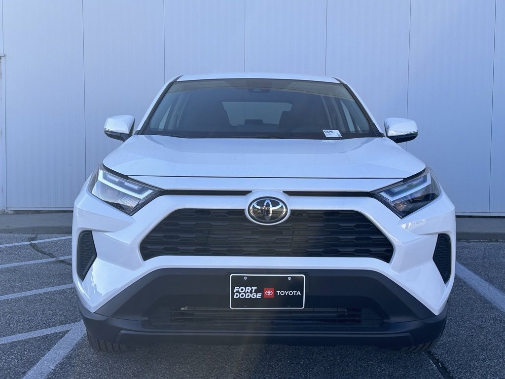 New 2025 Toyota RAV4 LE image 7