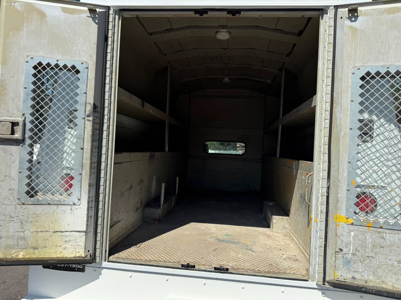 Used 2012 Ford F550 Luxury RWD image 6