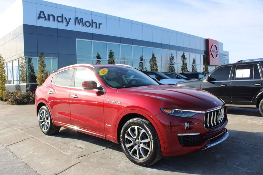Used 2020 Maserati Levante S GranLusso image 1