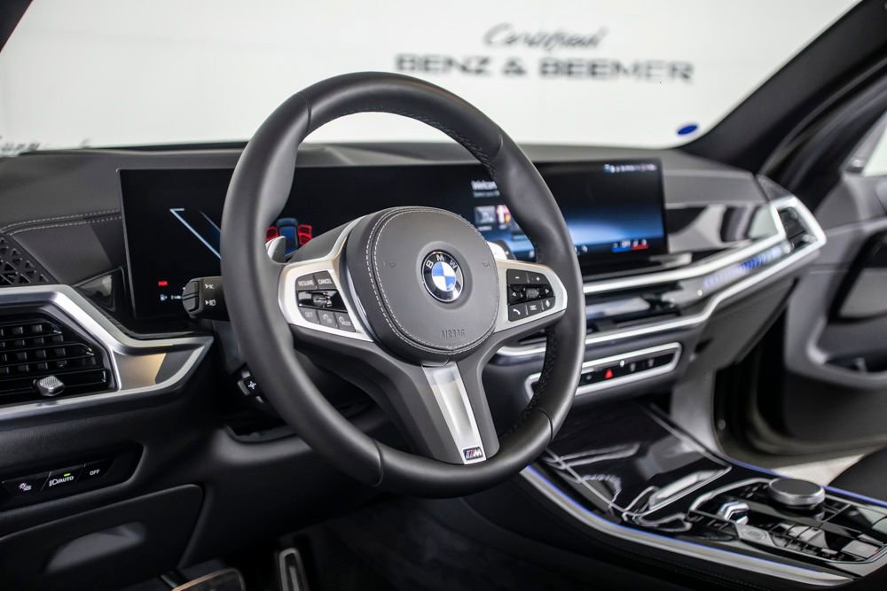 Used 2026 BMW X5 xDrive40i w/ M Sport Package AWD/4WD image 21