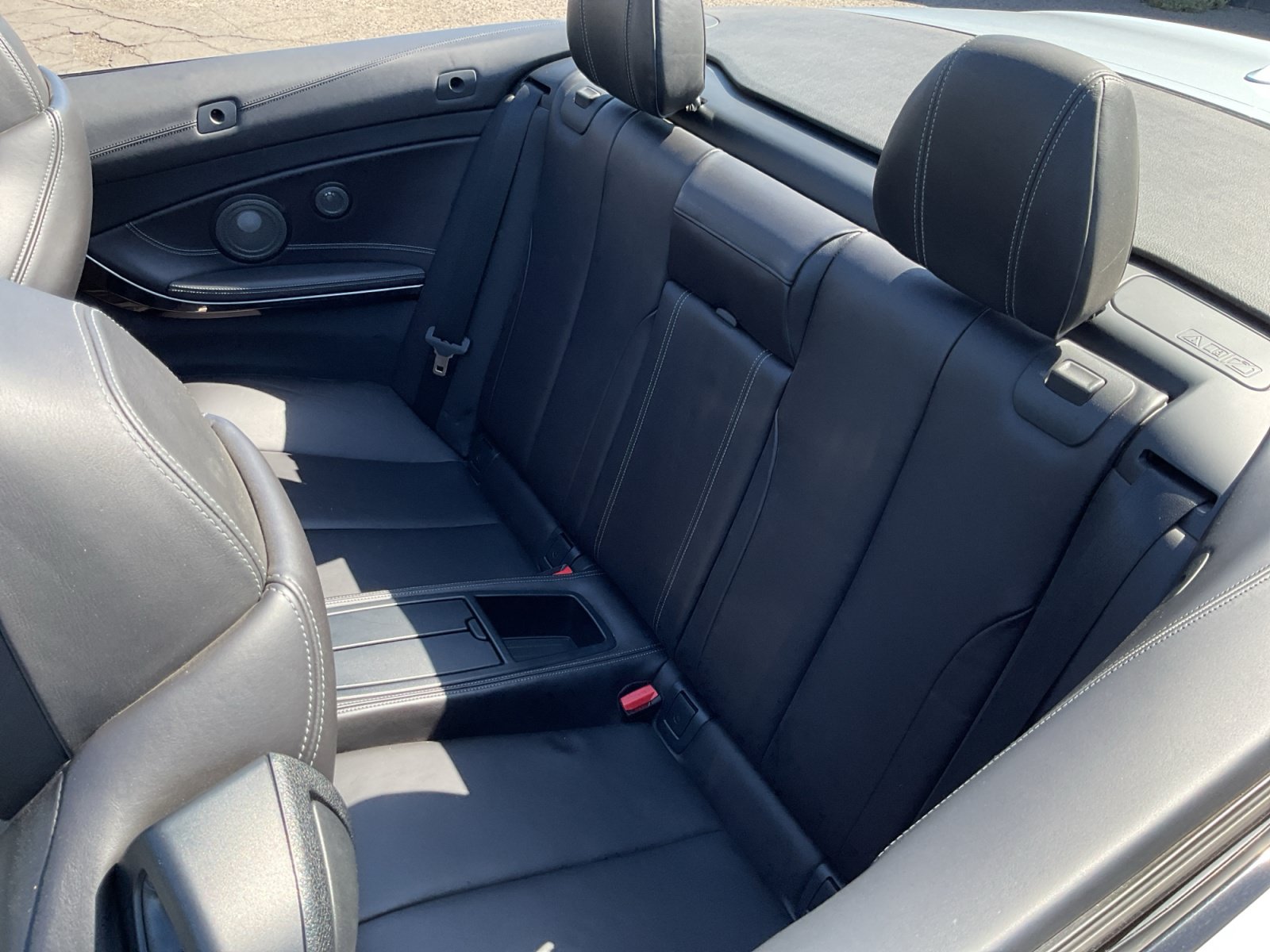 Used 2016 BMW M4 Convertible RWD image 18