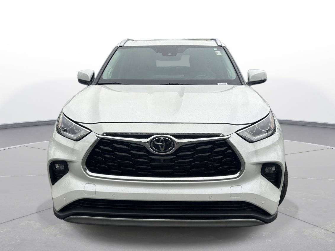 Used 2023 Toyota Highlander Platinum FWD image 55
