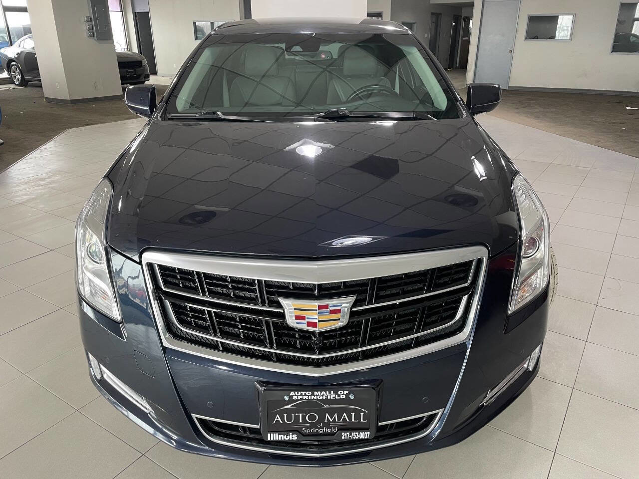 Used 2017 Cadillac XTS Luxury w/ Driver Awareness Package image 2