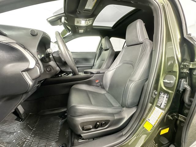 Used 2024 Lexus UX 250h AWD w/ Premium Package image 4