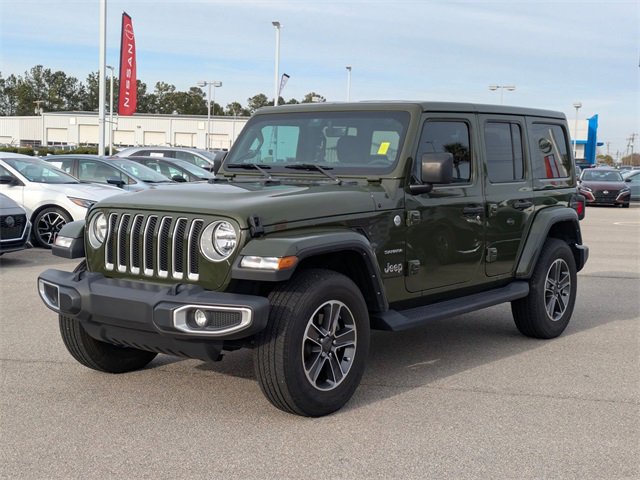 Used 2023 Jeep Wrangler Sahara w/ Cold Weather Group image 7