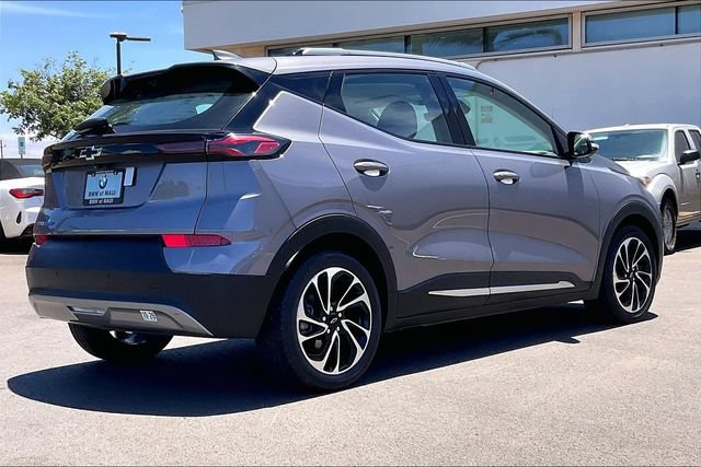 Used 2022 Chevrolet Bolt EUV Premier FWD image 11