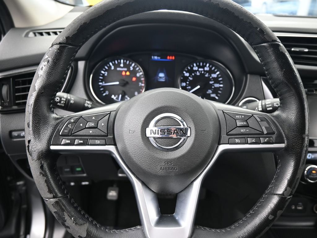 Used 2021 Nissan Rogue Sport SV image 15