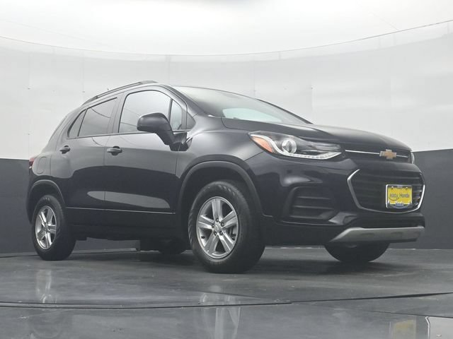 Used 2022 Chevrolet Trax LT w/ LT Convenience Package AWD/4WD image 27
