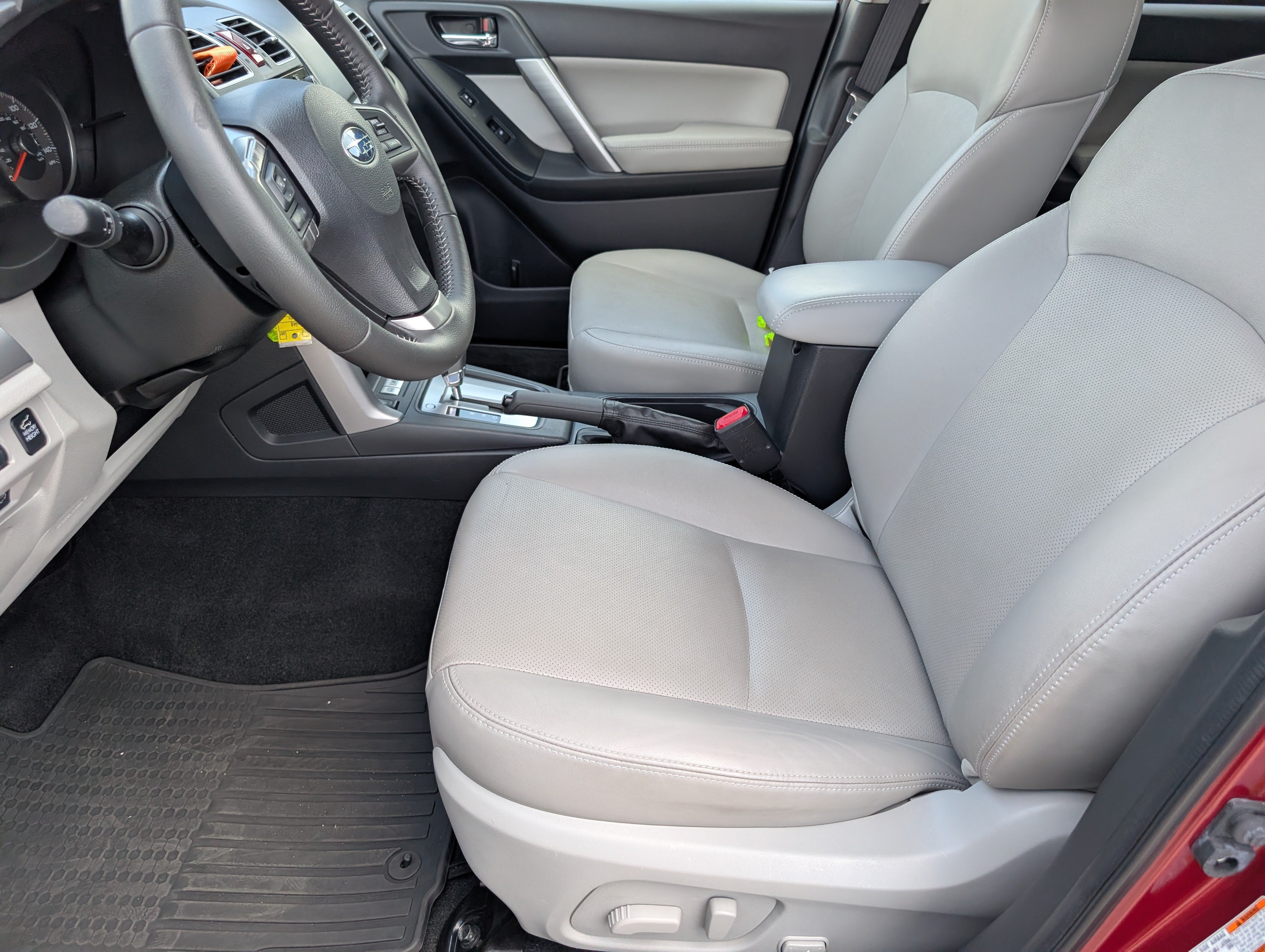 Used 2016 Subaru Forester 2.5i Limited AWD/4WD image 9