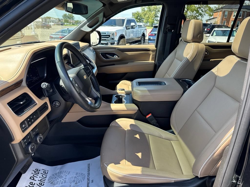 Used 2023 Chevrolet Tahoe Premier AWD/4WD image 28