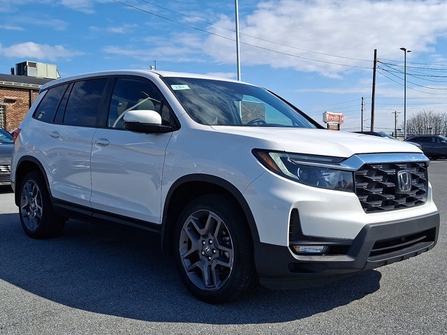 Used 2023 Honda Passport EX-L image 3